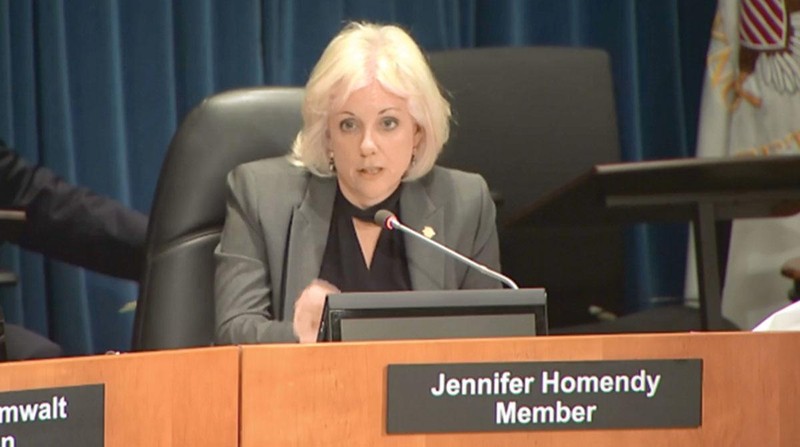 Chủ tịch Chủ tịch Ủy ban An toàn Giao thông Mỹ Jennifer Homendy. Chủ tịch Chủ tịch Ủy ban An toàn Giao thông Mỹ Jennifer Homendy.