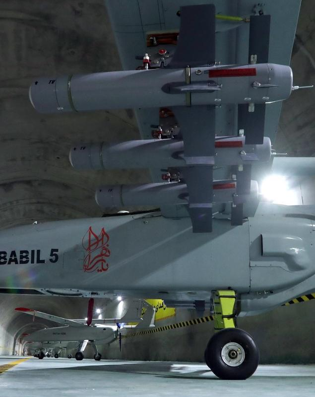 UAV Ababil-5 mang vũ khí trong hầm ngầm (Ảnh: 163). UAV Ababil-5 mang vũ khí trong hầm ngầm (Ảnh: 163).