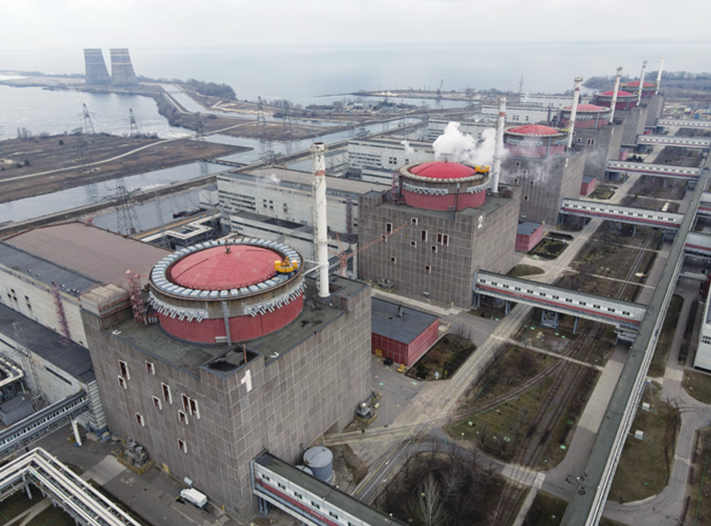 Hiện Nhà máy điện Zaporozhye được quân Nga kiểm soát nhưng do Công ty Điện hạt nhân Quốc gia Ukraine vận hành (Ảnh: Reuters). Hiện Nhà máy điện Zaporozhye được quân Nga kiểm soát nhưng do Công ty Điện hạt nhân Quốc gia Ukraine vận hành (Ảnh: Reuters).