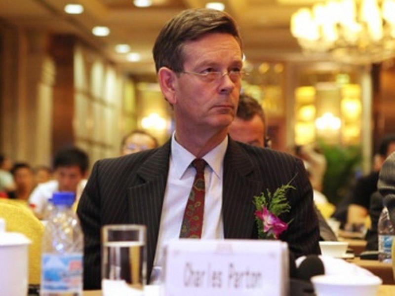 Charles Parton, cựu quan chức ngoại giao người Anh (Ảnh: Daily Mail). Charles Parton, cựu quan chức ngoại giao người Anh (Ảnh: Daily Mail).