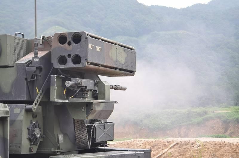 Súng máy 12,7mm xả đạn (Ảnh: Topwar).