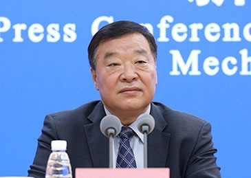 Ông Lương Vạn Niên, Tổ trưởng chuyên gia Nhóm lãnh đạo đối phó dịch COVID-19 của Trung Quốc (Ảnh: Guancha). Ông Lương Vạn Niên, Tổ trưởng chuyên gia Nhóm lãnh đạo đối phó dịch COVID-19 của Trung Quốc (Ảnh: Guancha).