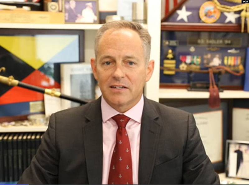 Ông Brent Sadler, nghiên cứu viên cấp cao về chiến tranh hải quân và công nghệ tiên tiến tại Trung tâm tư vấn Heritage Foundation (Ảnh: VOA). Ông Brent Sadler, nghiên cứu viên cấp cao về chiến tranh hải quân và công nghệ tiên tiến tại Trung tâm tư vấn Heritage Foundation (Ảnh: VOA).