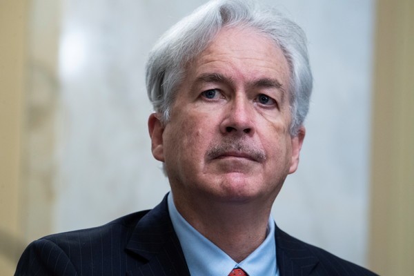 Giám đốc CIA William Burns nói "Mỹ có thông tin tình báo rõ ràng cho thấy Trung Quốc đang cân nhắc cung cấp vũ khí sát thương cho Nga". (Ảnh: Reuters).