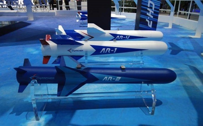 Các loại tên lửa mà Bọ Cạp hai đuôi mang theo.