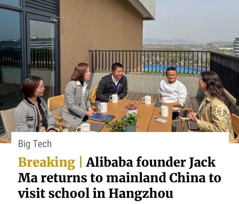 Việc ông Jack Ma trở về Trung Quốc được cho là sẽ đem lại những tác động tích cực. Ảnh: Jack Ma gặp gỡ cán bộ giáo viên Trường Yungu hôm 27/3 (Ảnh: Sohu).