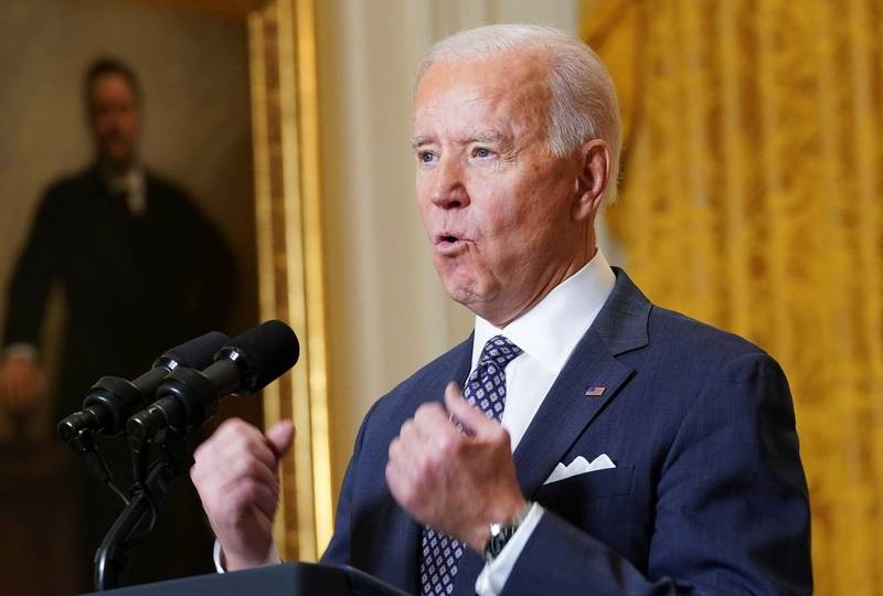 Biden co y dinh ban hanh sac lenh cam dau tu.jpg