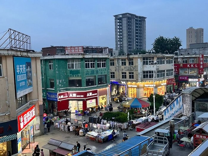 Cho dem o Hac Bich.jpg