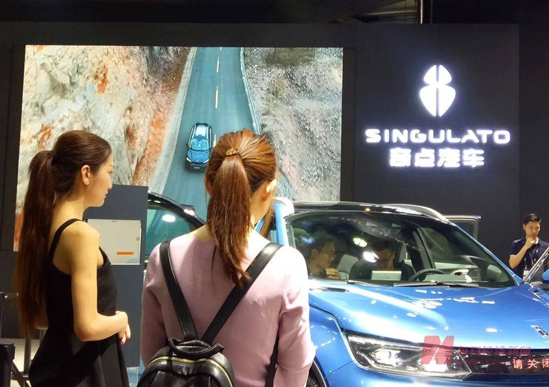 Hang xe tung la ngoi sao mot thoi.jpeg