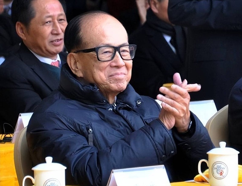 Tỉ phú Hong Kong Lý Gia Thành được cho là thiệt hại lớn vì cuộc chiến Palestine-Israel (Ảnh: Sohu)