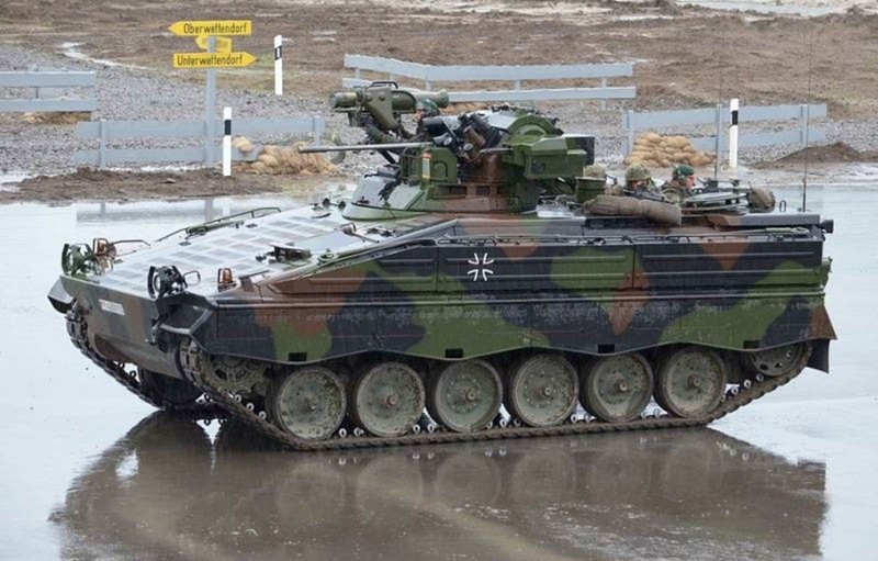 Xe chien dau Marder.jpg