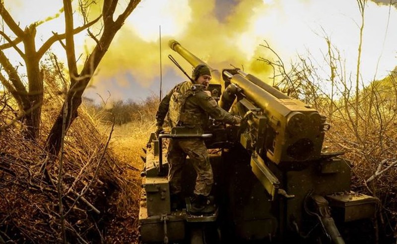 Cuoc chien van dien ra ac liet.jpg