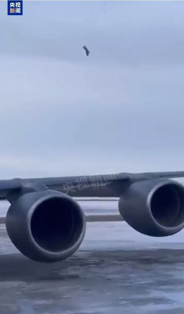 Hinh anh F-35 dang roi.jpg