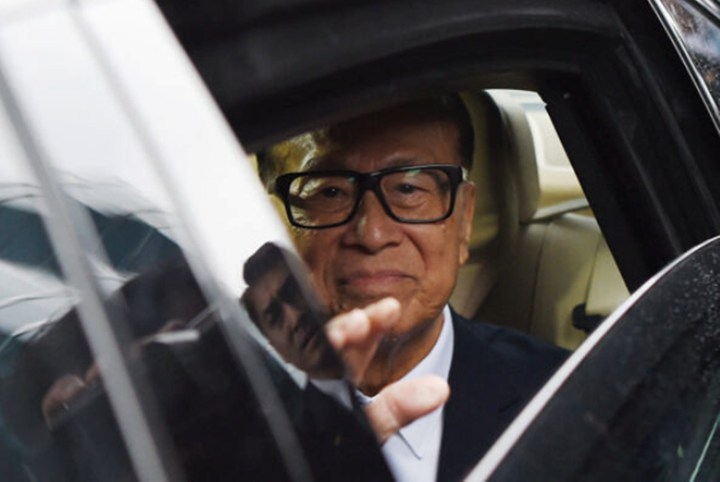 Ông Lý Gia Thành hiện ở vào tình thế bị kẹt trong quan hệ căng thẳng Trung - Mỹ. Ảnh: Creaders.