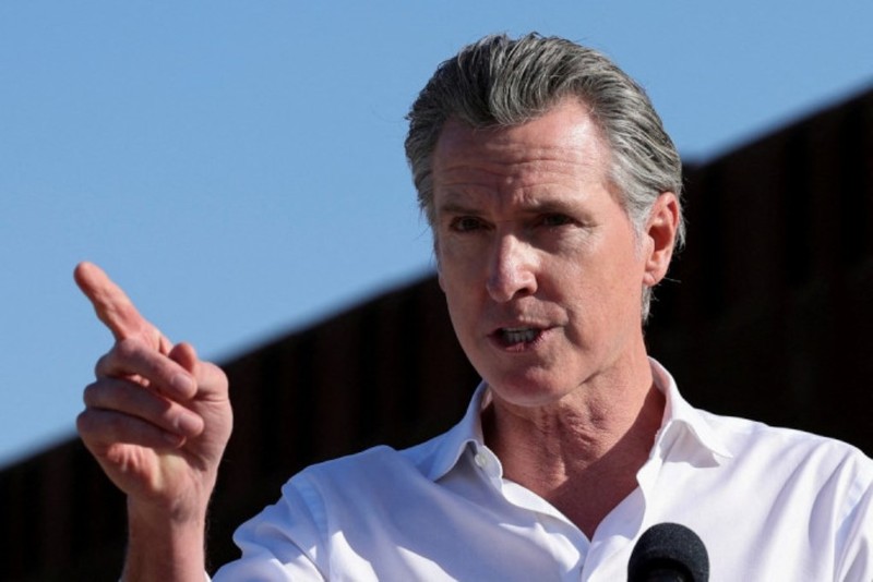 Thống đốc bang California Gavin Newsom quyết định khởi kiện chính quyền liên bang của ông Trump về chính sách thuế quan. Ảnh: Reuters.