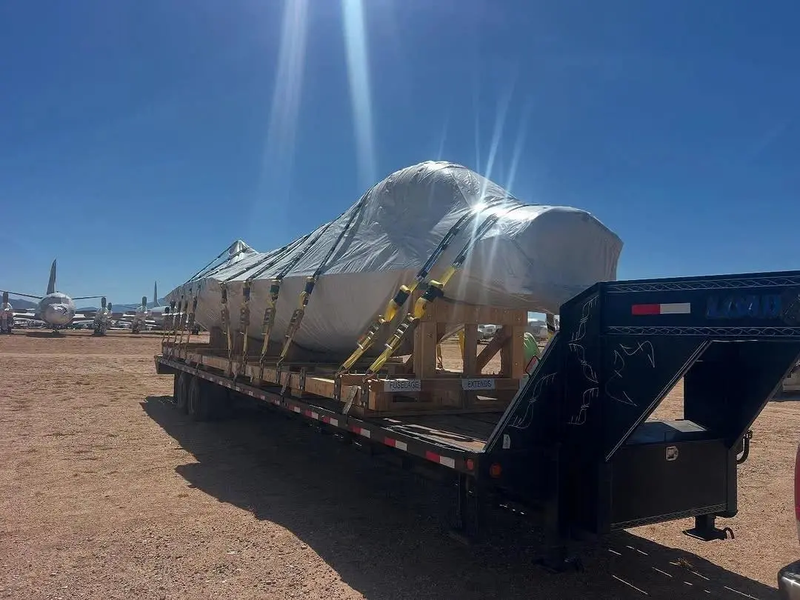 F-16 duoc boc kin.png