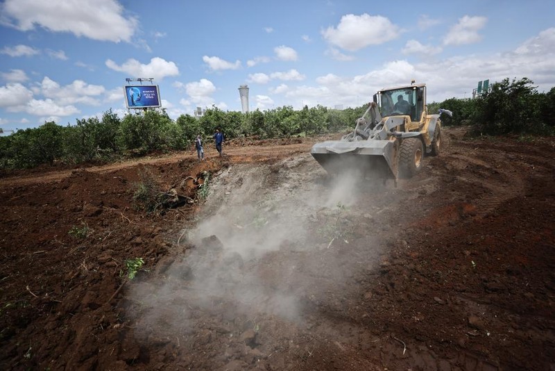 Ten lua tao ra ho lon.jpg