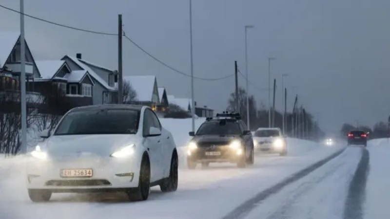 Na Uy tro thanh vuong quoc EV.jpg