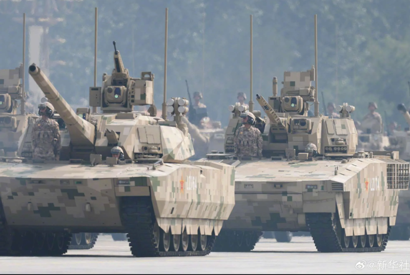 Tang va xe ho tro.png