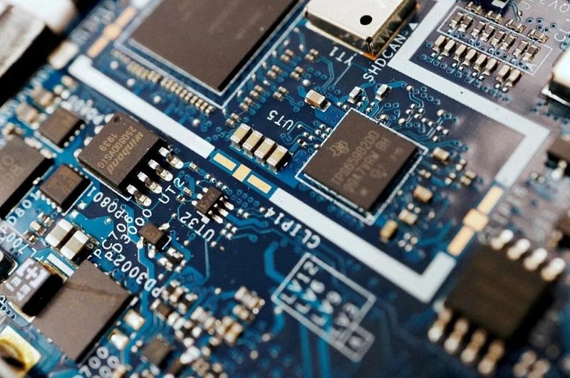 Hà Lan, Nhật Bản sẽ cùng Mỹ đưa ra các biện pháp hạn chế Trung Quốc trong công nghệ chip. Ảnh minh họa Straits Times