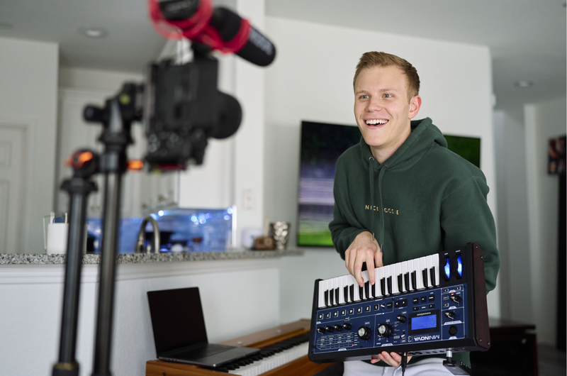 Ảnh: Wall Street Journal