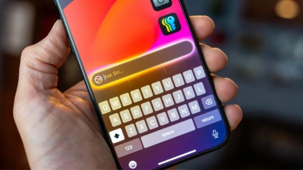 Tính năng truy vấn tích hợp AI mới trên iPhone. Ảnh: ZD Net.