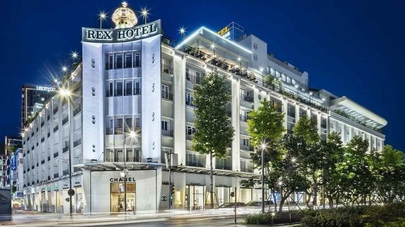 khach-san-rex-sai-gon-64055d0af1c7b-848x477.jpg