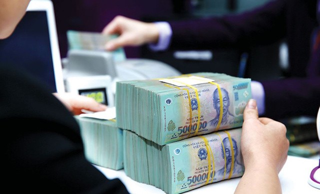 Ngân hàng Nhà nước Khu vực 2 yêu cầu tạm dừng việc cho vay để thanh toán tiền đặt cọc