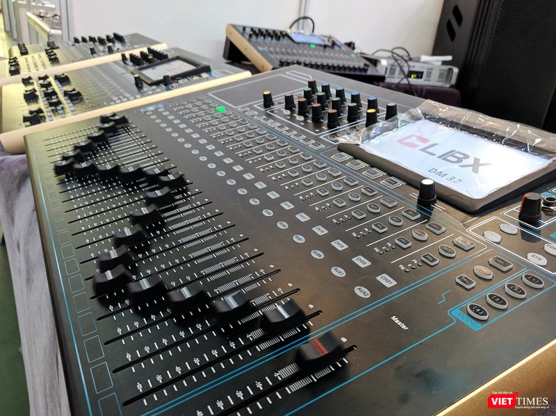 Trải nghiệm VR và AR tại Triển lãm VIBASHOW & VIETCON 2018 ảnh 19