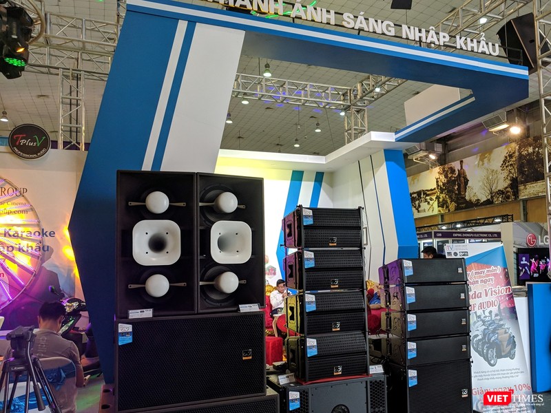 Trải nghiệm VR và AR tại Triển lãm VIBASHOW & VIETCON 2018 ảnh 13