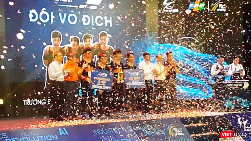 Chùm ảnh đêm chung kết “Cuộc đua số 2017 - 2018”  ảnh 24