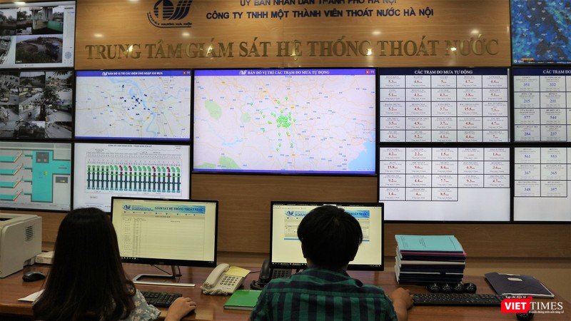 Thông thường, trung tâm giám sát hệ thống thoát nước chỉ cần 1-2 nhân viên để vận hành hiệu quả.