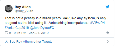 Tài khoản Roy Allen: Đó không phải là một quả phạt đền kể cả trong 1 triệu năm nữa. VAR, giống như tất cả hệ thống khác, ngốc nghếch như người đang sử dụng nó. Bất tài.
