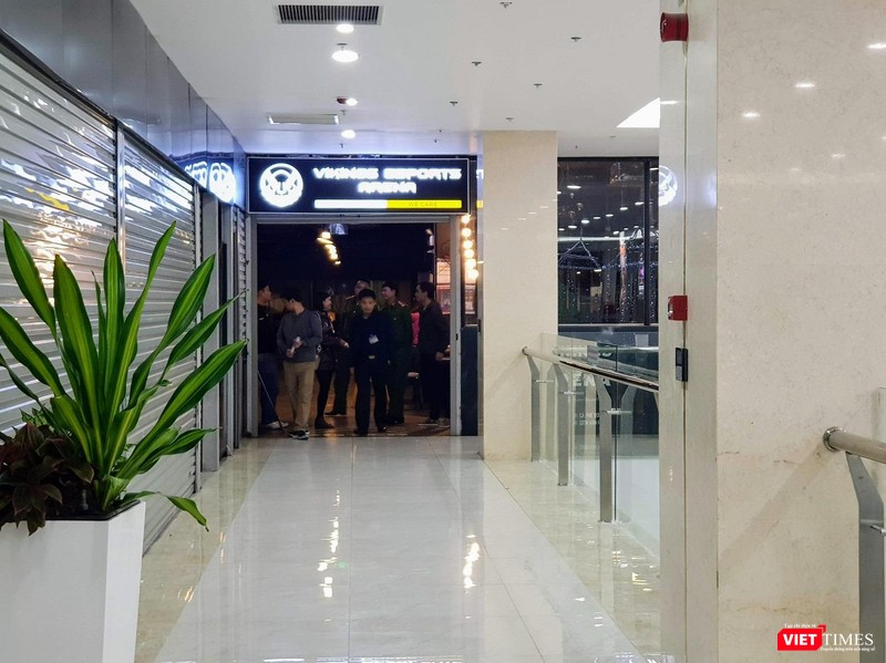 Các đơn vị chức năng tới làm việc cùng BTC trong ngày 16-3.