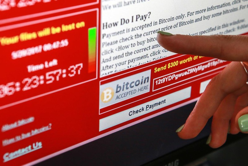 Chỉ sau 3 ngày, WannaCry đã lây nhiễm trên 230.000 máy tính ở 150 quốc gia, yêu cầu thanh toán tiền chuộc từ 300 tới 600 Euro bằng bitcoin với 20 ngôn ngữ. Ảnh: Tech Viral