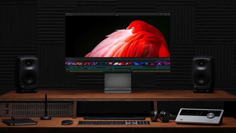 Mac Pro (2019) và màn hình Retina 6K. Ảnh: Engadget