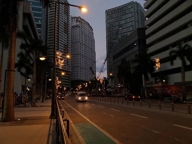 Cận cảnh ASUS ZenFone 3 Zoom: camera kép, pin 5000 mAh ảnh 7