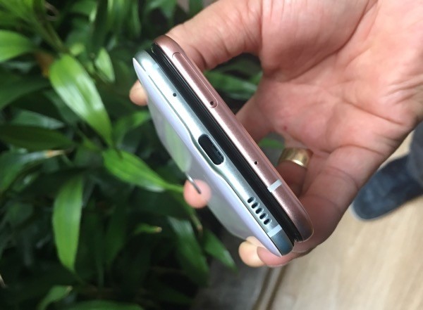 HTC U Ultra và U Play có mặt tại Việt Nam ảnh 6 HTC U Ultra và U Play có mặt tại Việt Nam ảnh 6