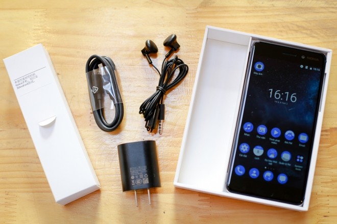 'Mở hộp' Nokia 6 đầu tiên về Việt Nam