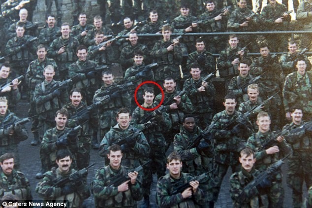 Ông Dave Mitchell đã từng phục vụ trong quân đội 29 năm. Ảnh:Daily Mail.