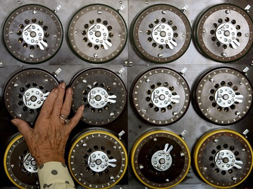 Phận đắng cay người giải bí ẩn máy mật mã Enigma - Hình 3 Phan dang cay nguoi giai bi an may mat ma Enigma-Hinh-3