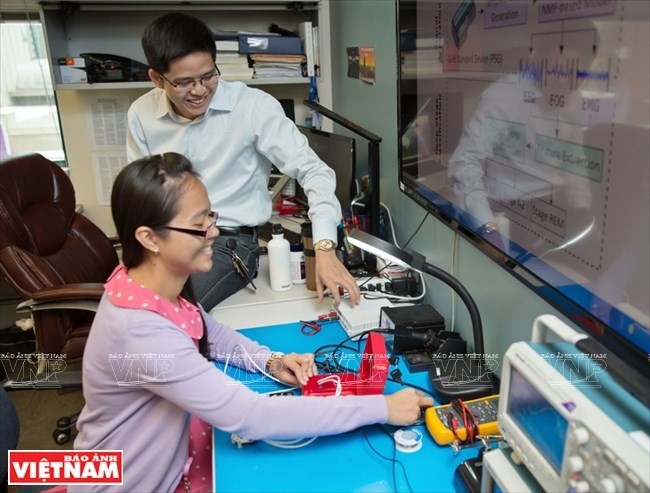 Giáo sư Việt 8X Vũ Ngọc Tâm và 10 bằng sáng chế Mỹ ảnh 8