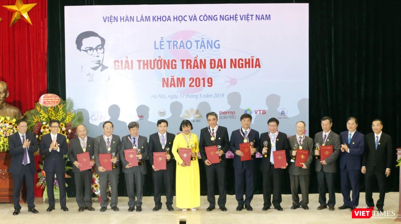 3 nhà khoa học nữ xuất sắc nhất năm 2019 được Phó Chủ tịch nước trao Giải thưởng L’Oreál – UNESCO ảnh 6 “Không thể nói KHCN là quốc sách mà các nhà khoa học phải “vật lộn” để hợp thức hóa các khoản chi”