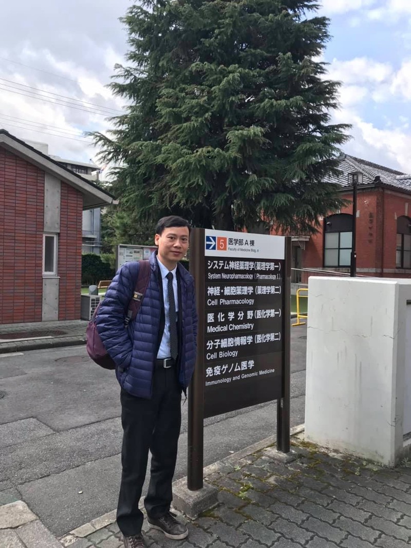  PGS. TS. Trần Huy Thịnh trong chuyến công tác tại Nhật Bản