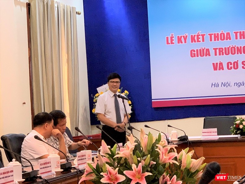 Ông Nguyễn Tuấn Hưng – Phó Vụ trưởng Vụ Tổ chức – Cán bộ khẳng định Bộ Y tế đánh giá cao sáng kiến ký kết hợp tác với các bệnh viện của Trường Đại học Y Hà Nội 