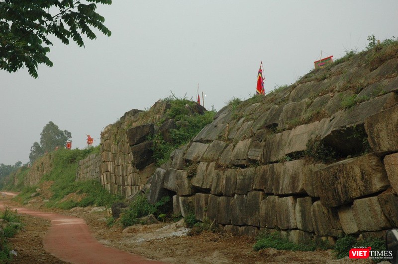 Một góc Thành nhà Hồ