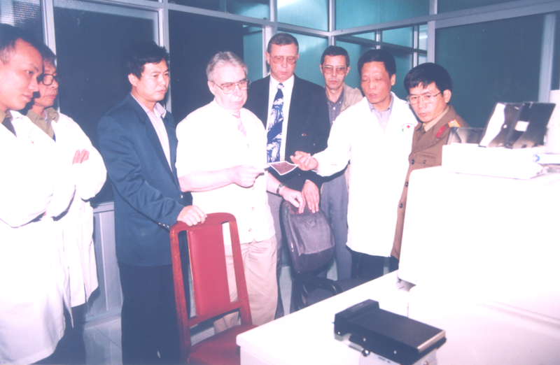 Các chuyên gia Liên Xô làm việc tại Việt Nam