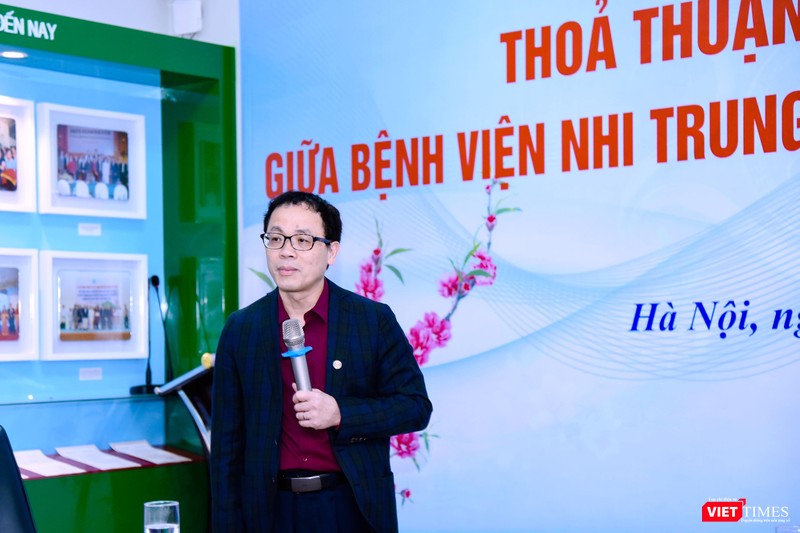 GS.TS Tạ Thành Văn – Hiệu trưởng Trường Đại học Y Hà Nội phát biểu tại lễ ký kết GS.TS Tạ Thành Văn – Hiệu trưởng Trường Đại học Y Hà Nội phát biểu tại lễ ký kết