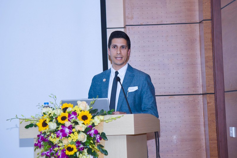 Nhiều nhà khoa học nước ngoài tham gia nghiên cứu về HIV ở Việt Nam cùng các nhà khoa học trong nước Nhiều nhà khoa học nước ngoài tham gia nghiên cứu về HIV ở Việt Nam cùng các nhà khoa học trong nước