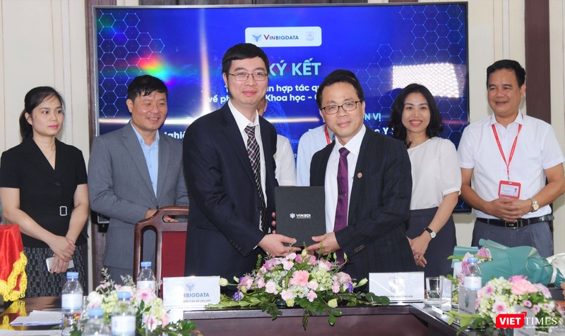 Nếu Bộ GD-ĐT chỉ đạo, nam sinh cõng bạn đi học 10 năm có được vào Đại học Y Hà Nội? ảnh 3 Lần đầu tiên, ký kết hợp tác nghiên cứu về dự đoán nguy cơ gây bệnh dựa trên hệ gen người Việt